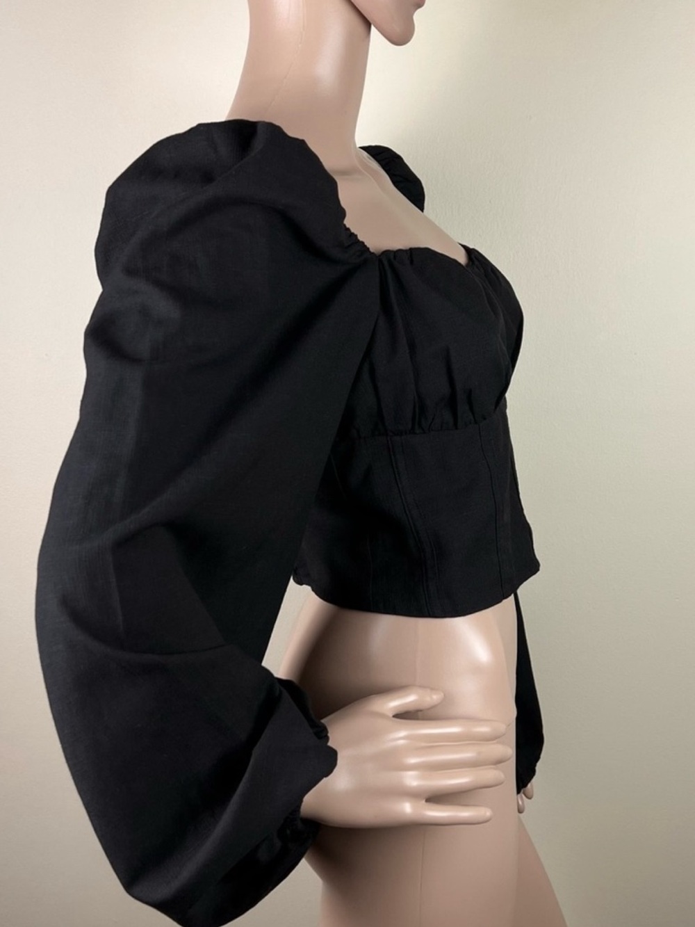 NEW & OTHER STORIES BLACK PUFF SLEEVE CROP TOP - Picture 4 of 5